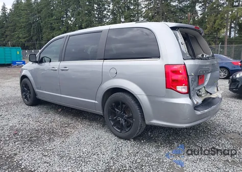 2018 Dodge Grand Caravan Sxt z USA, uszkodzony, nr VIN 2C4RDGCG3JR264947